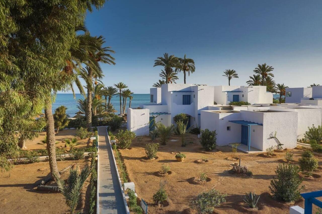 Hari Club Beach Resort Aghir Екстер'єр фото