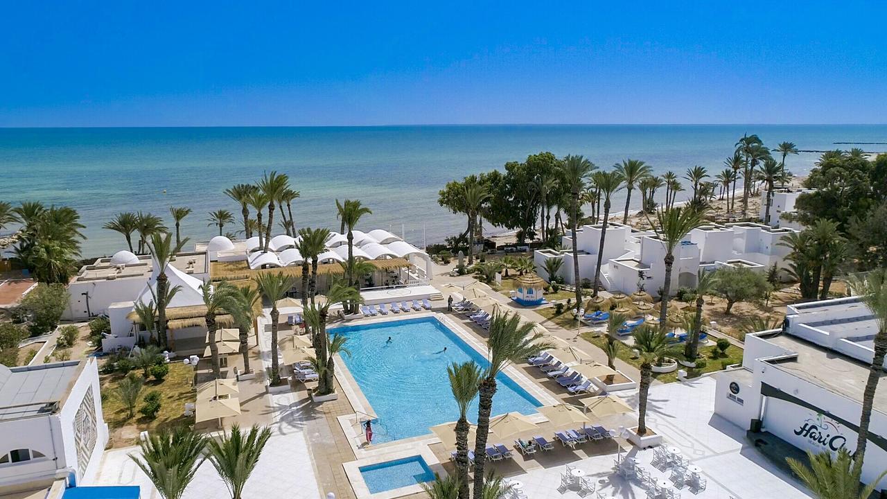 Hari Club Beach Resort Aghir Екстер'єр фото